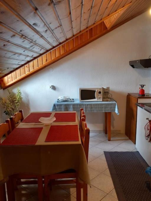 Cozy Loft With Fireplace & View Metsovo Exterior foto